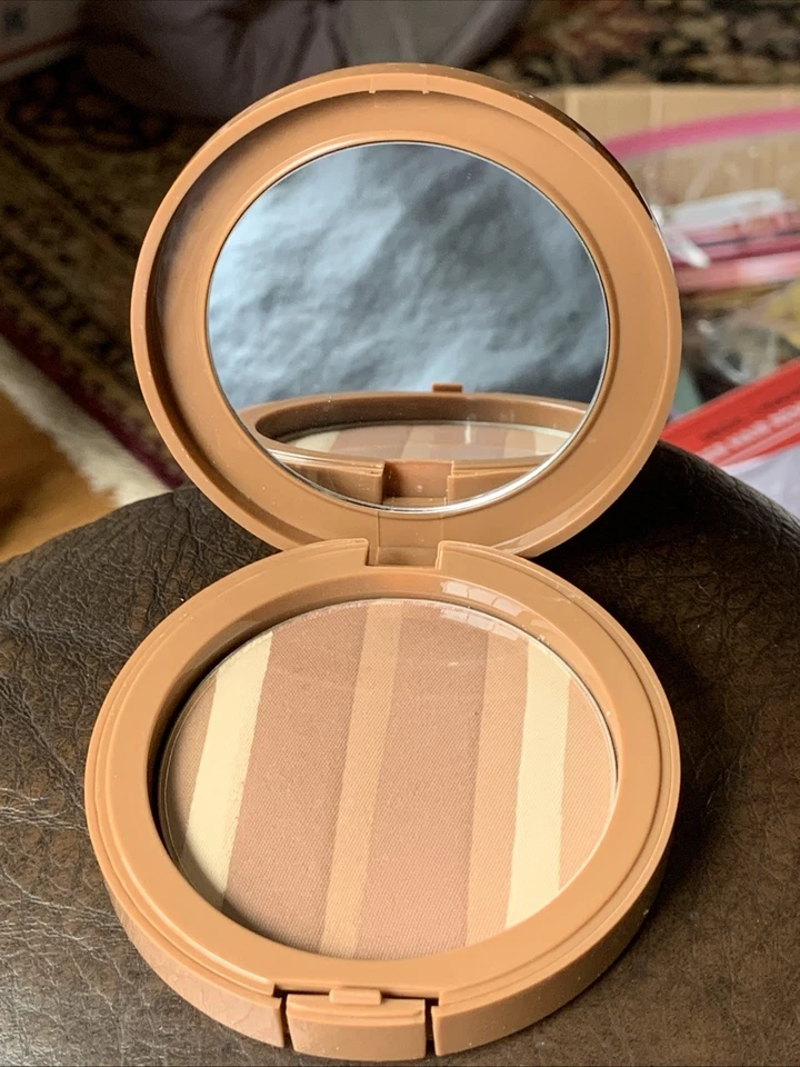 2~TUSCAN SUN Bronzer/Highlighter/Contour/Foundation Powder Compact-Belle Beauty - Image 3 of 4