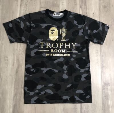 BAPE x TROPHY ROOM BAPE camo Gold foil logo T-shirt Black A