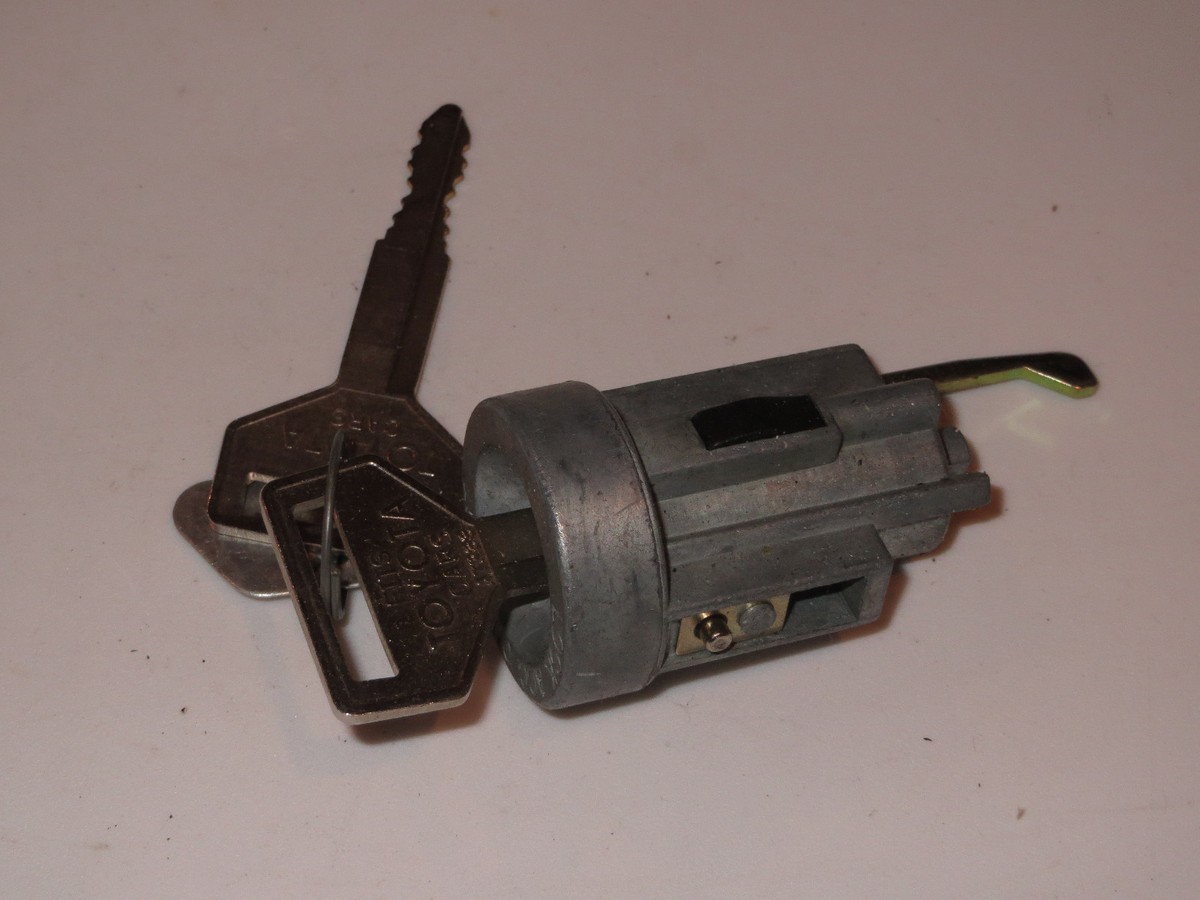 IGNITION SWITCH KEY AND LOCK SET LC14790 FITS 1980 1981 1982