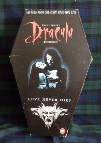 Bram Stoker's Dracula Special Limited Edition Coffin Box Book & Badge NO VIDEO - 第 1/3 張圖片