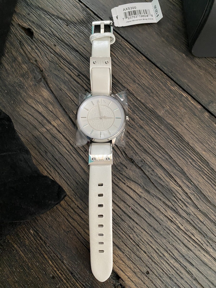 A/X Armani Exchange Leather Round Quartz Watches Stainless Analog Watches Womens Armani Exchange Lola Quartz Silver Dial Ladies Watch and  main image 4