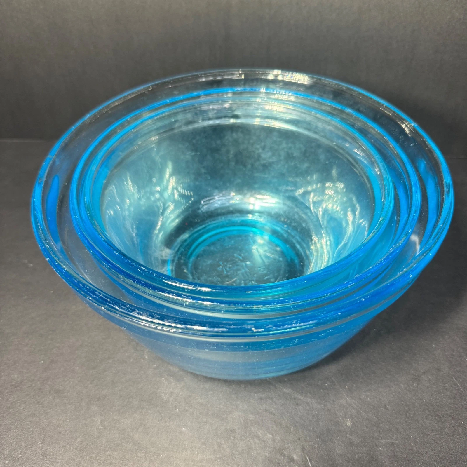 Anchor Hocking Aqua Blue Glass Nesting Mixing Bowls Set of 3 Oven Microwave Safe