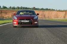 Cars nissan gt r r35 coupe Desk Mat Stitched