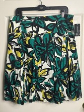 INC International Concepts Size 14 Green Floral Full Crinkle Cotton Lined Skirt