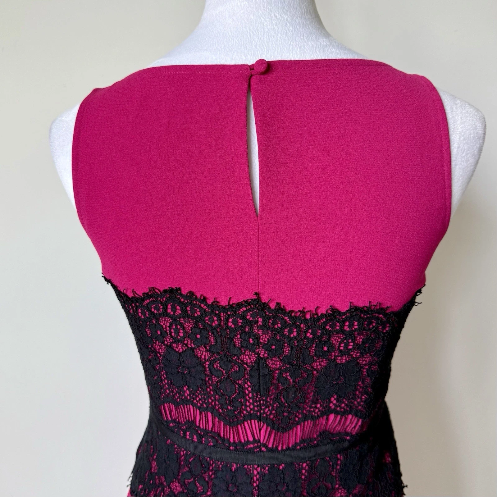 VETEMENTS Abito svasato e aderente con dettagli in pizzo senza maniche LOFT Petites TG. 2P