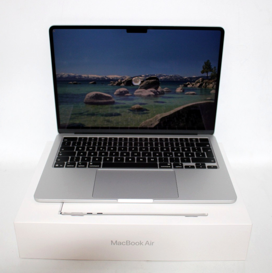 Apple MacBook Air 13 Zoll 2025 (256GB SSD,  M4, 16GB) - Silber - 3 Ladezyklen