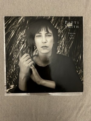 Patti Smith - Dream of life,  LP,  ARISTA  209 172, Deutschland, 1988