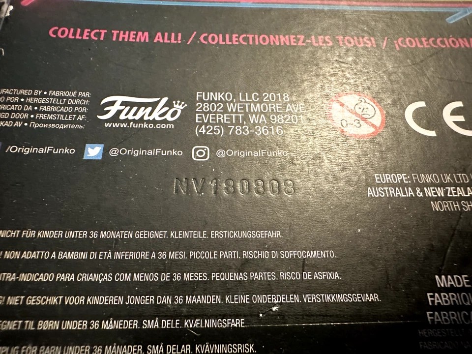 [Caja abierta] Figuras de acción Funko Five Nights at Freddy's: Blacklight (paquete de 4) Foto 4 de 4