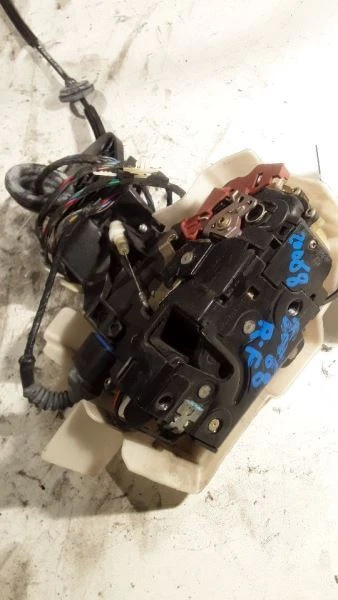 Porsche Cayenne 2004 actuador de cerradura de puerta delantera derecha Foto 2 de 4