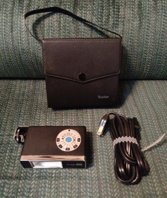 Vivitar 151 Electronic Flash 117V / 60Hz 12VA With Cord And Case