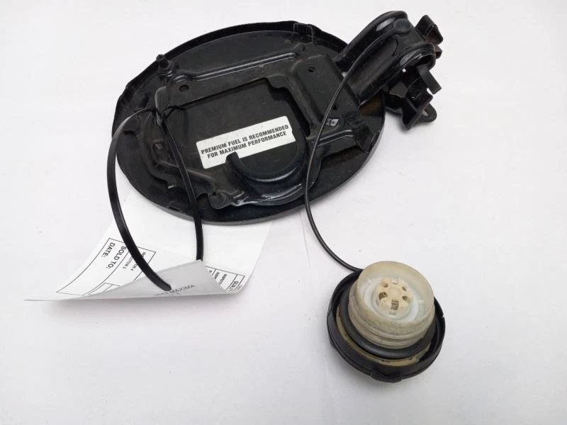 PUERTA DE LLENADO DE COMBUSTIBLE PARA NISSAN MAXIMA 2013 Foto 2 de 4