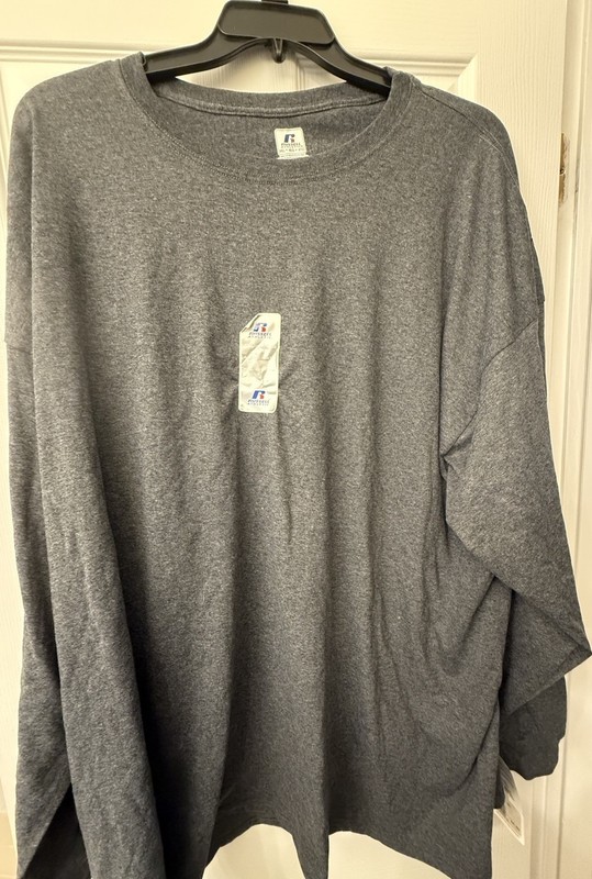 Russell Athletic Men’s Gray T-Shirt New With Tags 4XL
