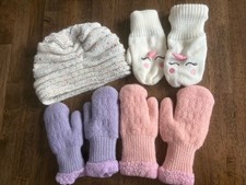 Girls Knit Hat and mittens