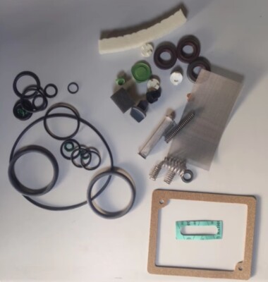 1PCS NEW FOR Sealing kit E2M0.7 sealing package A37101131