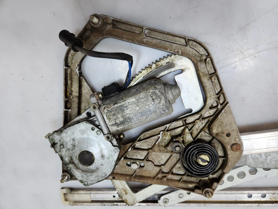 ✅ Elevador regulador ventana eléctrico delantero izquierdo 82-88 OEM BMW E28 528 M5 con motor Foto 3 de 4