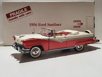 Danbury Mint 1956 Ford Fairlane Sunliner 1:24 Scale Read! Diecast