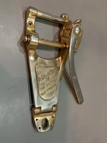Gibson NOEL GALLAGHER ES-355 AGED GOLD bigsby B-7
