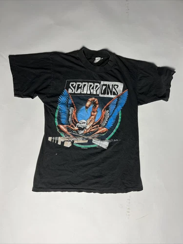 LG Scorpions Vintage T Shirt Crazy World Tour Concert 8 1990s vintage concert t-shirt, vintage, single stitch, B+ condition