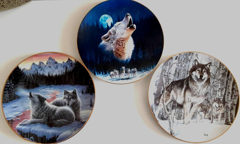 3 Decorative Wolf plates Hamilton Collection Artist beautiful 