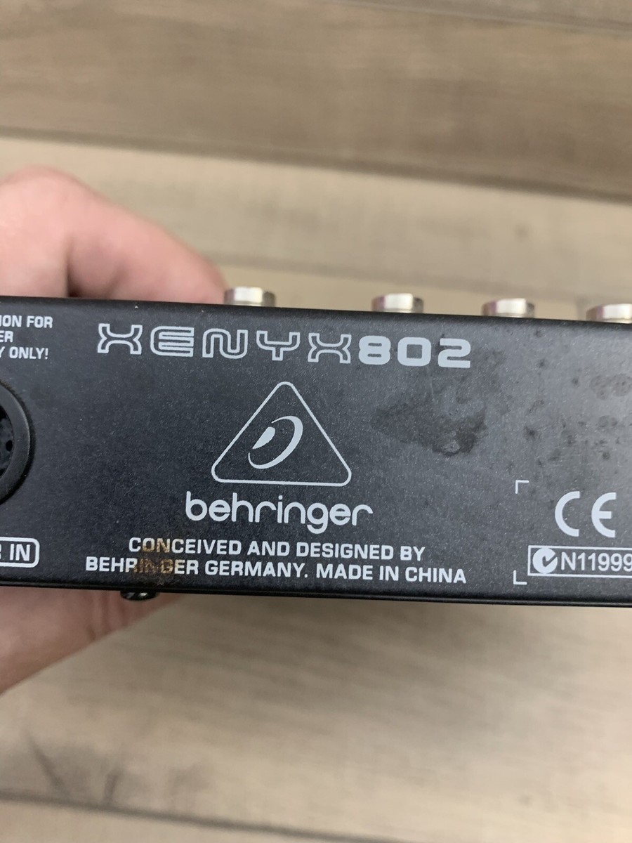 Behringer Xenyx 802 8 Channel Mixing Console | Fader-Type