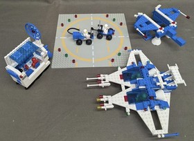 Vintage Lego Space 6980 Galaxy Commander 98% complete W/ Minifigures