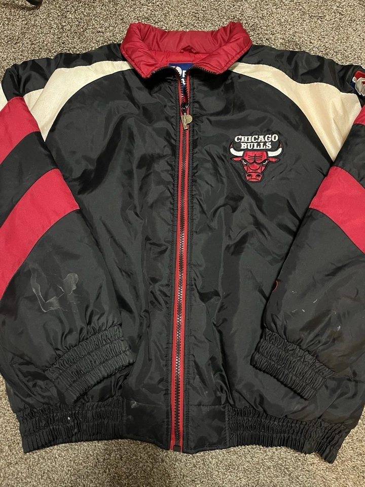 Vintage Chicago Bulls Pro Player NBA Jordan Era Puffer Jacket Men’s XL Coat - Image 4 of 4