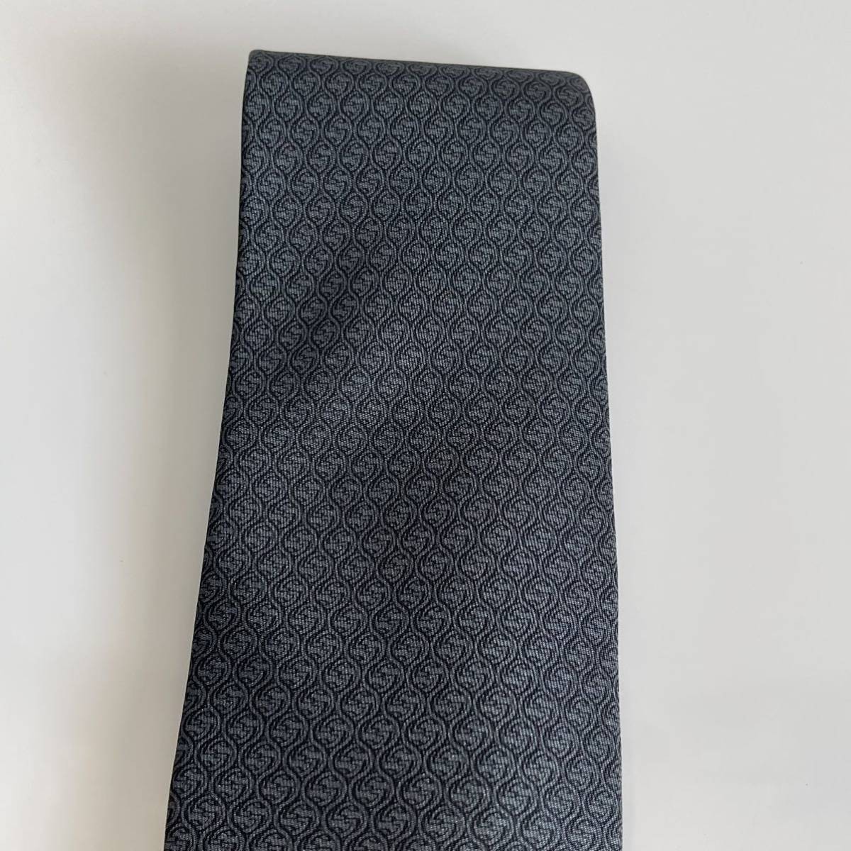 GUCCI Black Gray Interlocking GG Pattern Tie - image 4