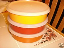 Vintage TUPPERWARE LOT OF 3 HARVEST CEREAL BOWLS SEALS