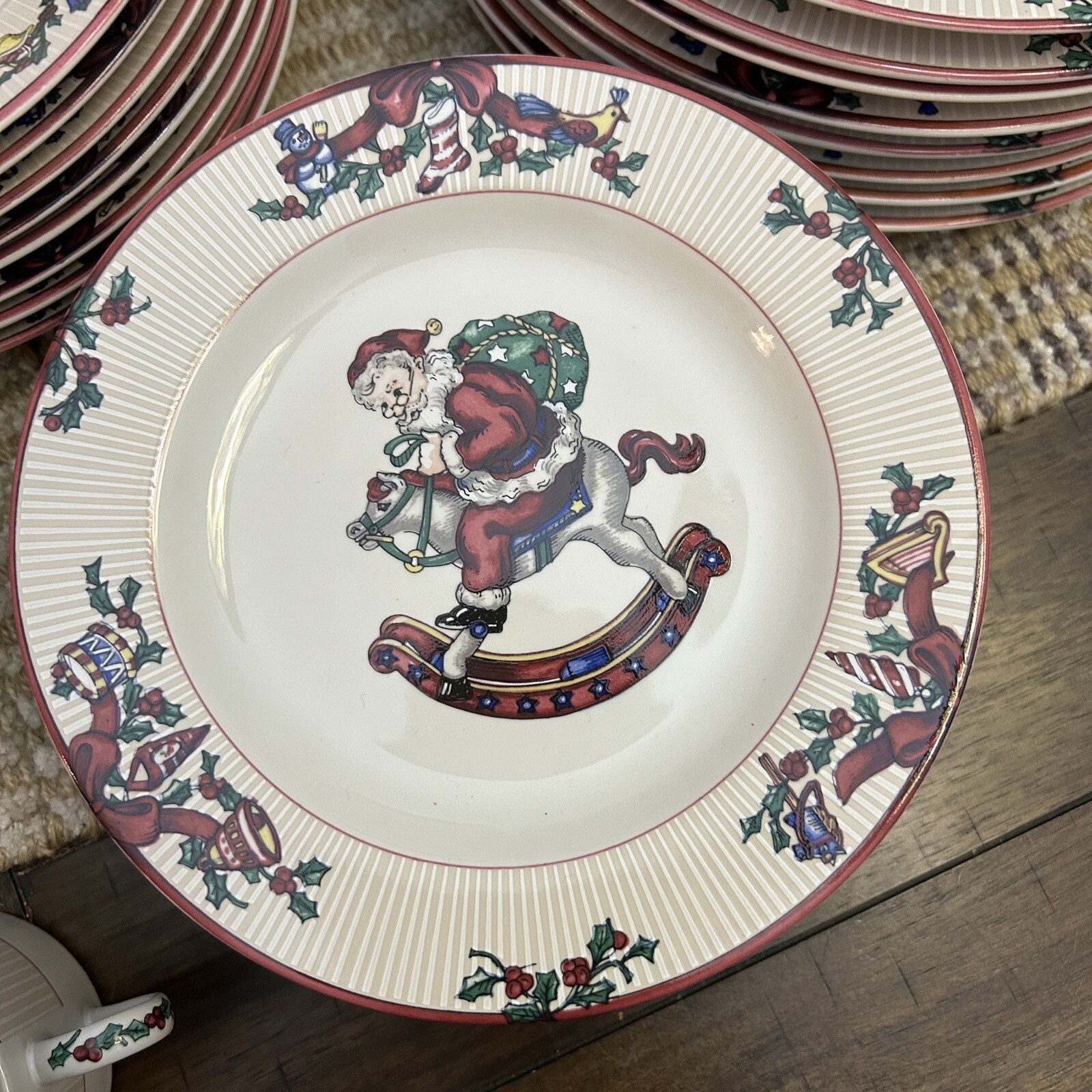 Fitz And Floyd Santa’s List 8 Settings 5 Piece Place Christmas China eBay