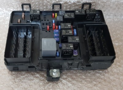 FORD GALAXY S-MAX TITANIUM MK4 CAR MAIN FUSE BOX RELAY BOX F2GT14A067EC  19