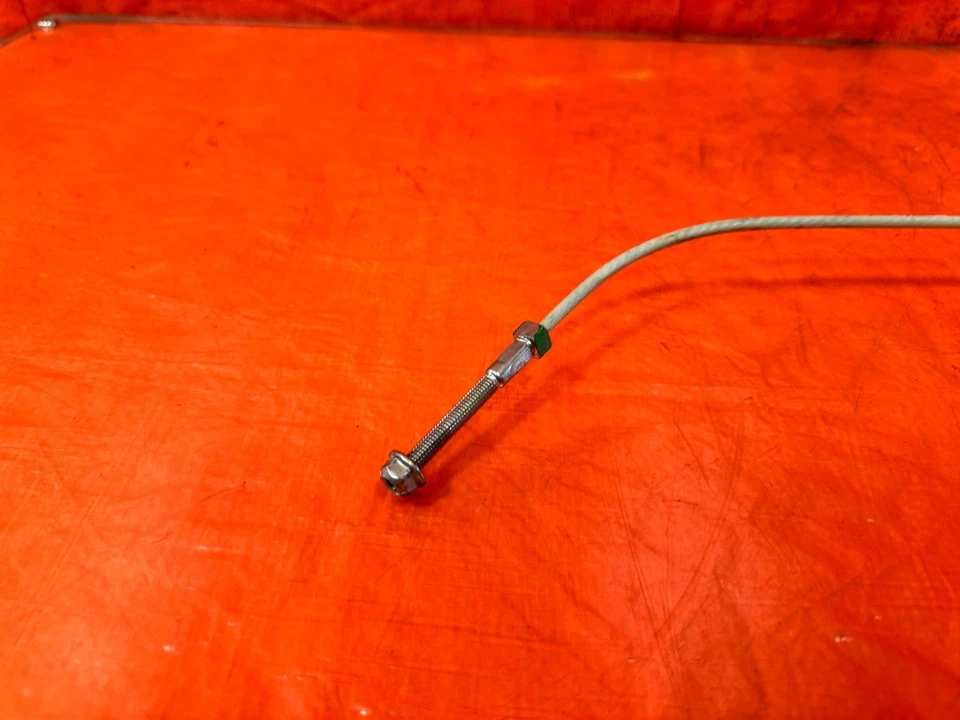 09-11 MAZDA RX8 RX-8 - КАБЕЛЬ АВАРИЙНОГО ТОРМОЗА - КРЕПИТСЯ К РУЧКЕ - OEM #303 - Изображение 4 из 4