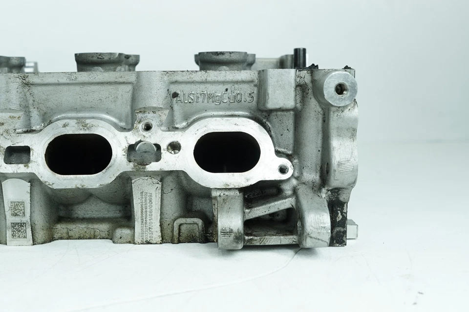 17-19 Alfa Romeo Giulia TI Q4 OEM Motor Culata 04893574AE Foto 4 de 4