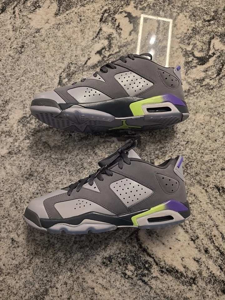 Nuevo sin caja Air Jordan 6 Retro Bajo Juvenil 768878-008 Gris Lobo/Verde Fantasma Talla 7Y  Foto 2 de 4