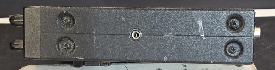 Escáner de carretera de bomberos de policía Uniden BearTracker 800 BCT7 funcionando con adaptador de CA Foto 3 de 4