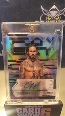 2025 Topps Finest UFC Autographs Marlon Vera #Fa-Mnv Black Refractor /25 (AU)