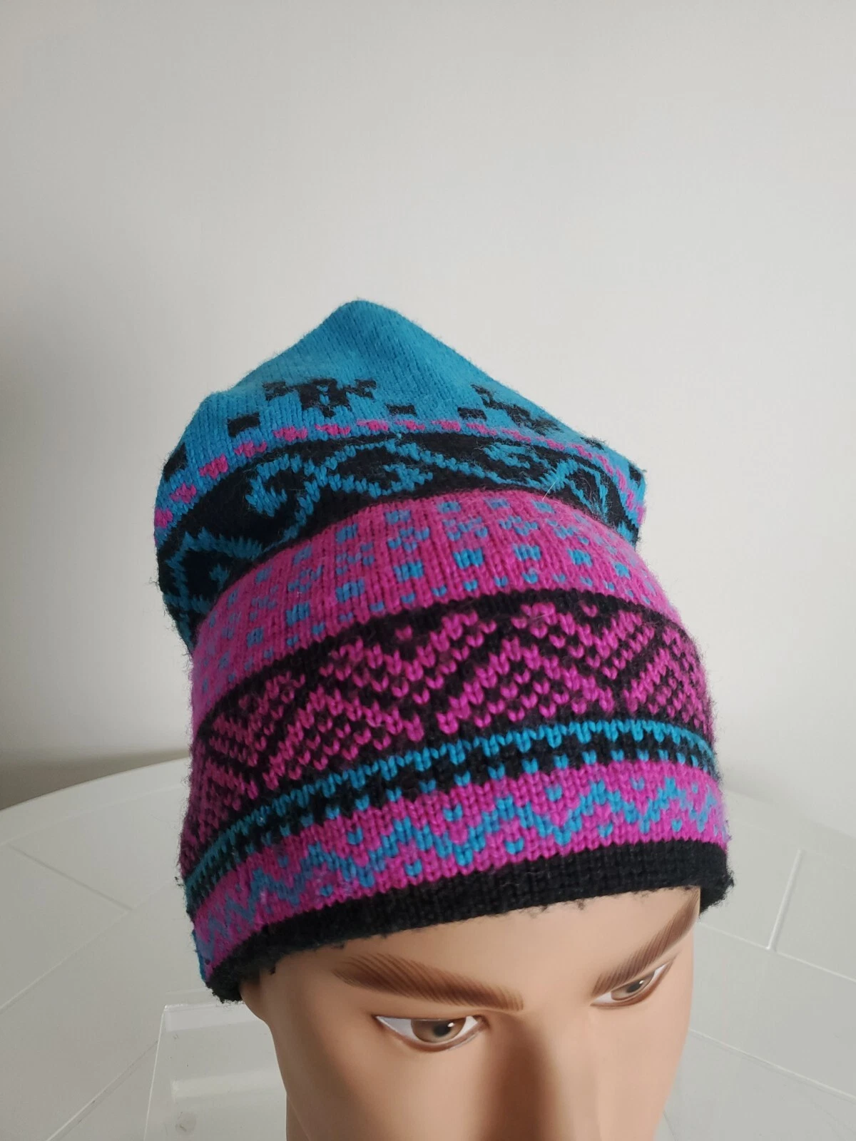 Capello Women Beanie Winter Sport - one size 100% wool Canada made multicolor