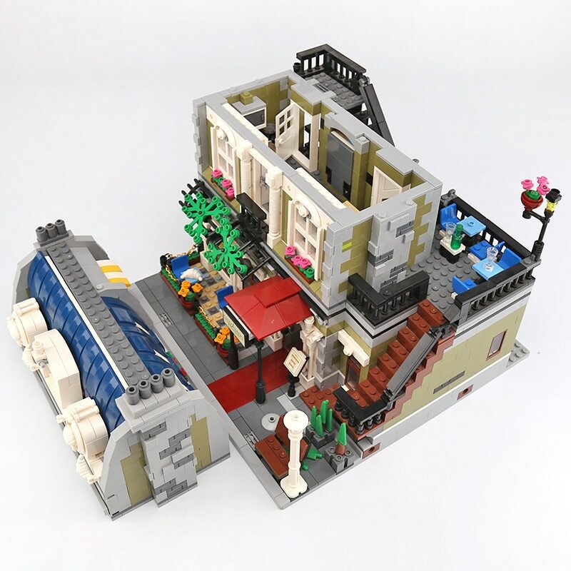 lego creator expert parisian restaurant