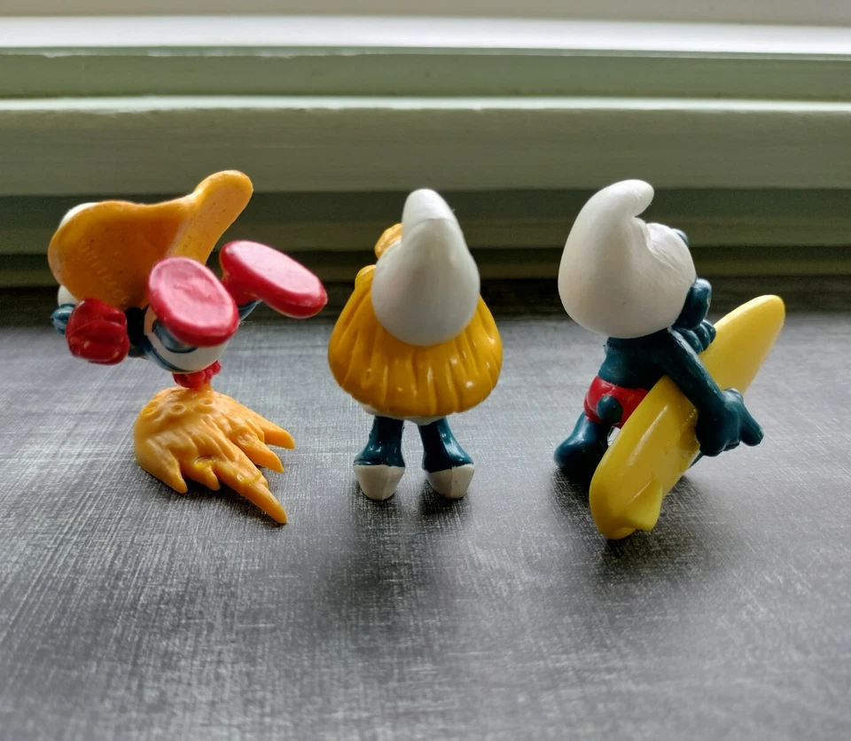 Lote de 4 figuras de juguete de colección de 3 Pitufos Surfer Superman Ice Cream Pitufina Foto 2 de 4