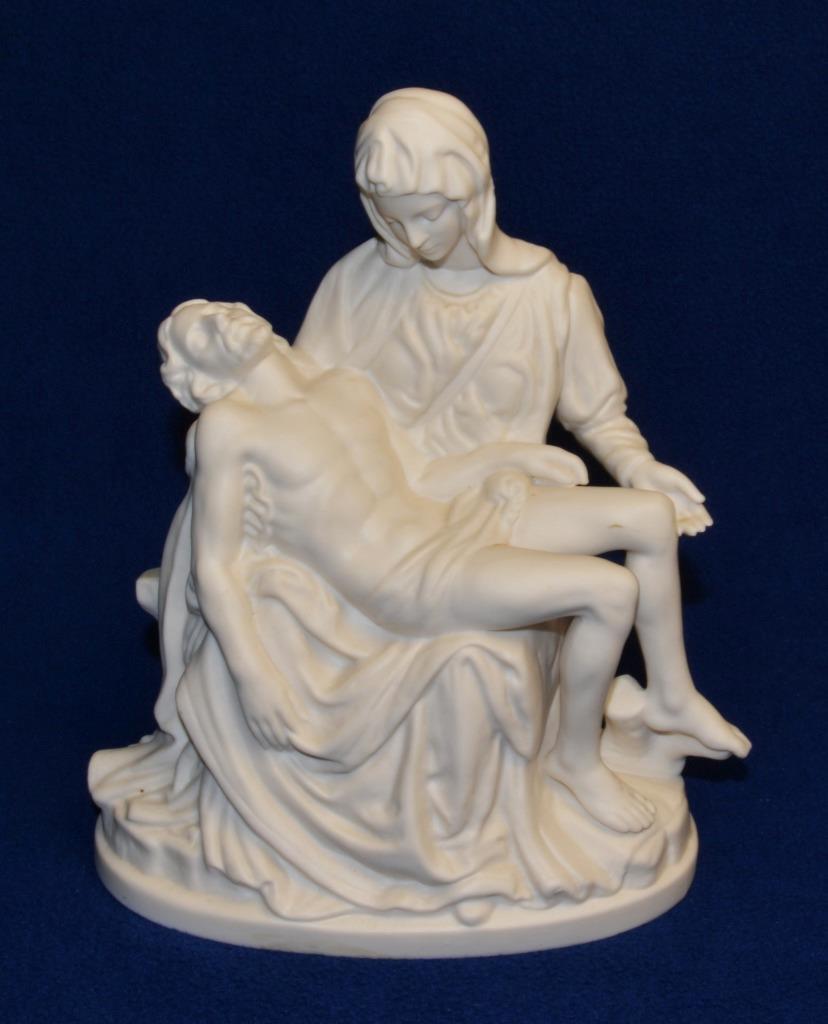 1960 SACRART GOEBEL Germany Bee Mark TMK-4 Porcelain MARY and