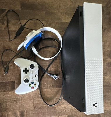 Microsoft Xbox One S 1TB 4K UHD White Console w/ White Controller & Headset