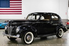 1940 Ford Deluxe 