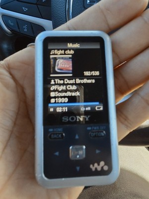 Sony Walkman NWZ-S616F MP3 Player Original Cord  Tested Working 