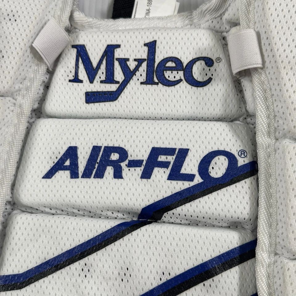 Used Warrior RTG/LG Goalie Body Armour Youth - Image 4 of 4