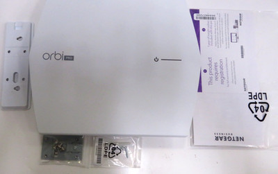 NETGEAR Orbi Pro SRC60-100NAS Wireless Range Extender   IEEE 802.11ac   USED