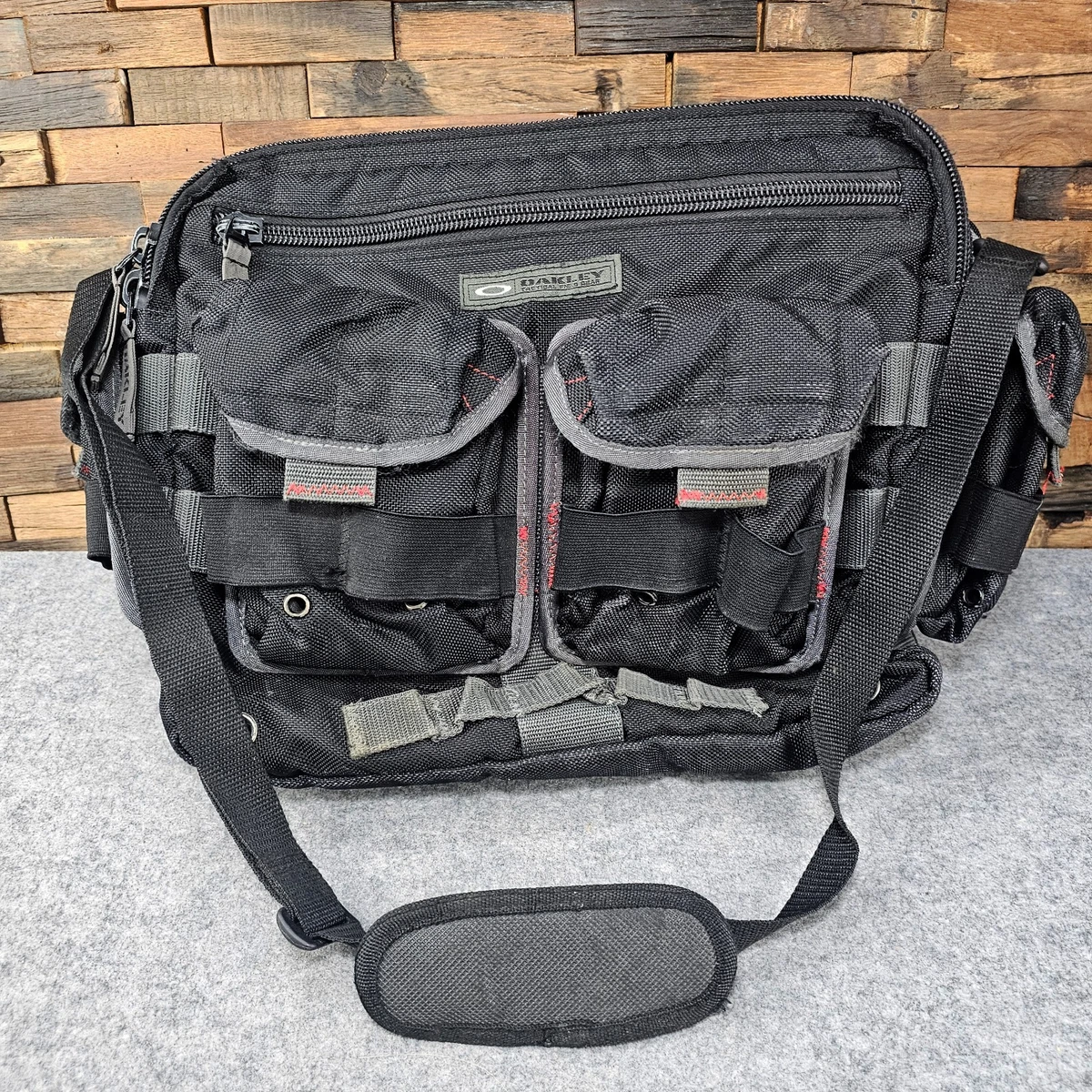 Oakley Messenger Bag for sale | eBay