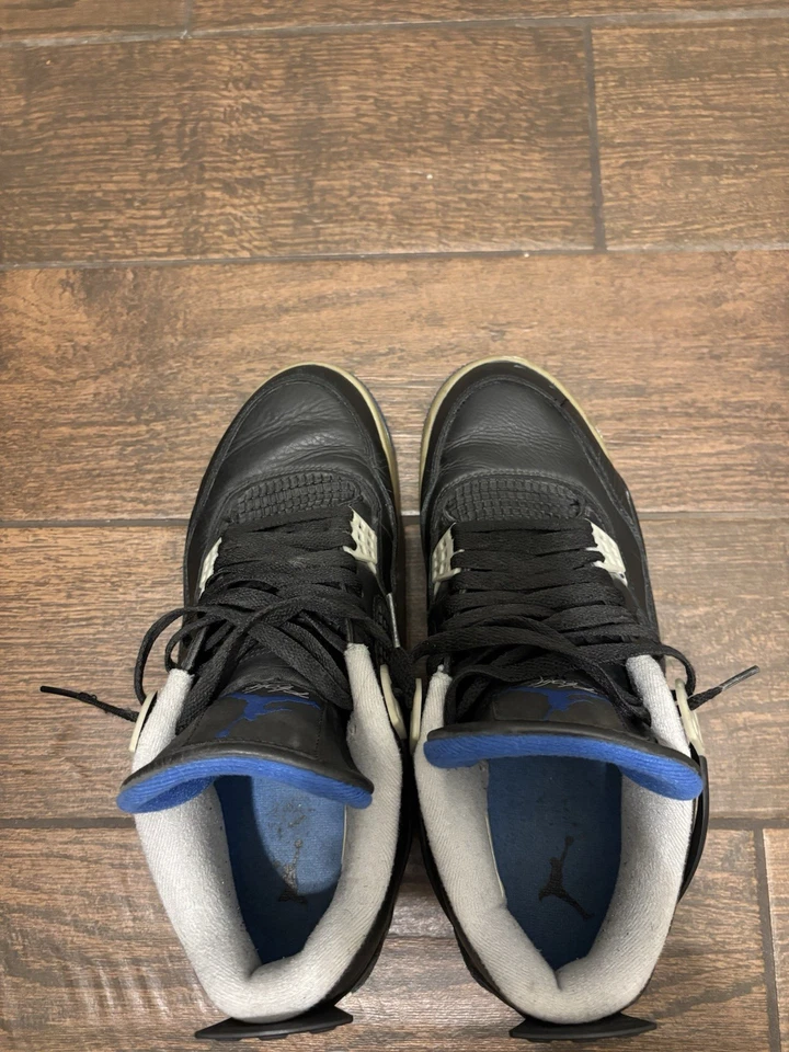 Jordan 4 Retro 'Motorsports Alternate' Foto 4 de 4