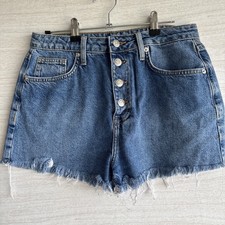 women's medium wash denim cut-off shorts High Rise Button Fly Forever 21 Sz 28
