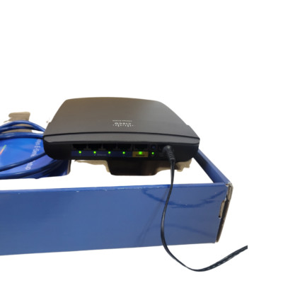 Cisco Linksys E1200 Black 300 Mbps 4 Fast Ethernet Ports Wireless-N Wi-Fi Router