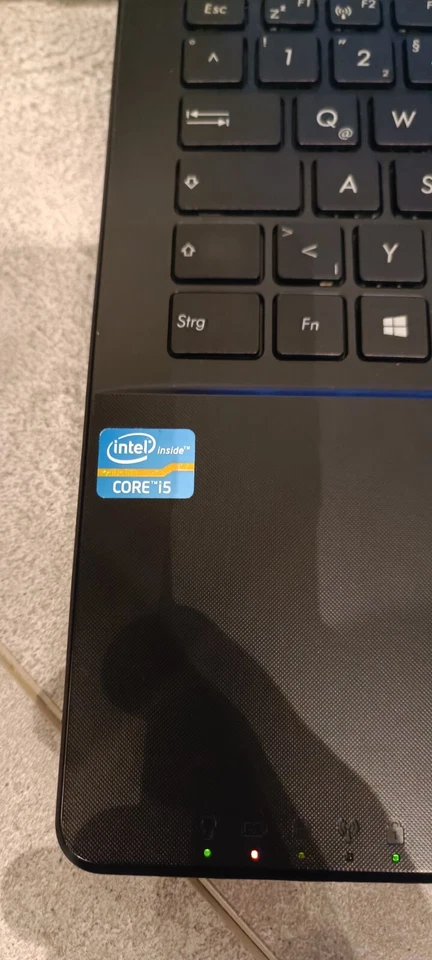 Asus P550c - Core i5 - Notebook/ Laptop - Bild 2 von 4