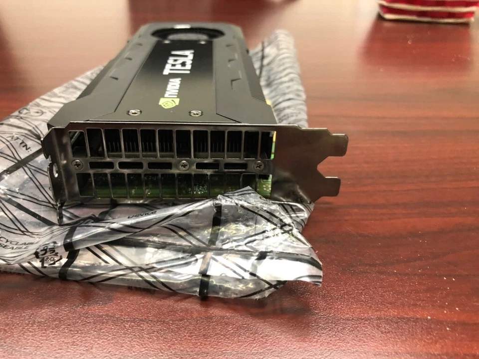 744468-001 HP NVIDIA TESLA K40C KEPLER GPU ACCELERATOR 12GB 2880 CUDA; 384 BIT; - Image 3 of 3